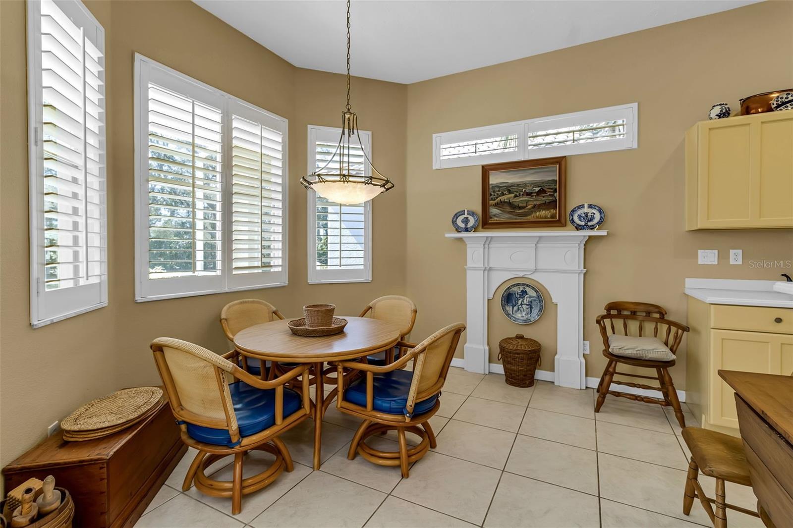 Image 15 of 54 For 7192 Rue De Palisades 12