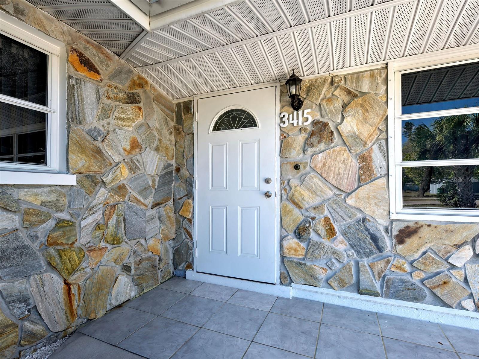 Image 11 of 55 For 3415 Harbor Boulevard