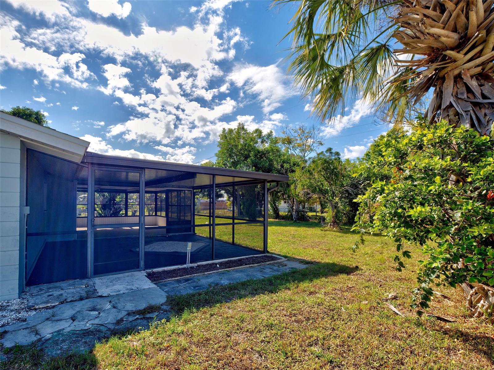 Image 13 of 55 For 3415 Harbor Boulevard