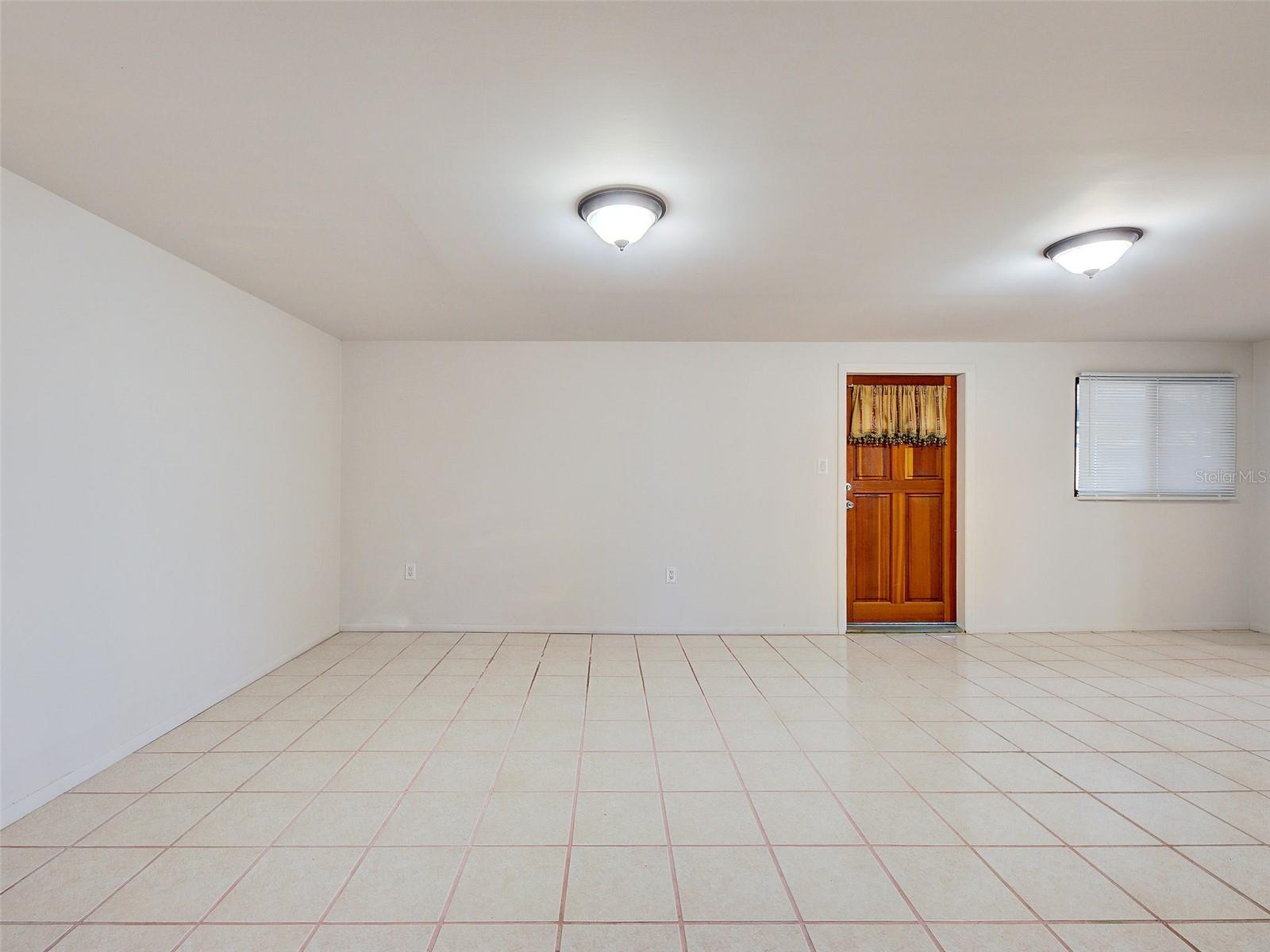 Image 25 of 55 For 3415 Harbor Boulevard