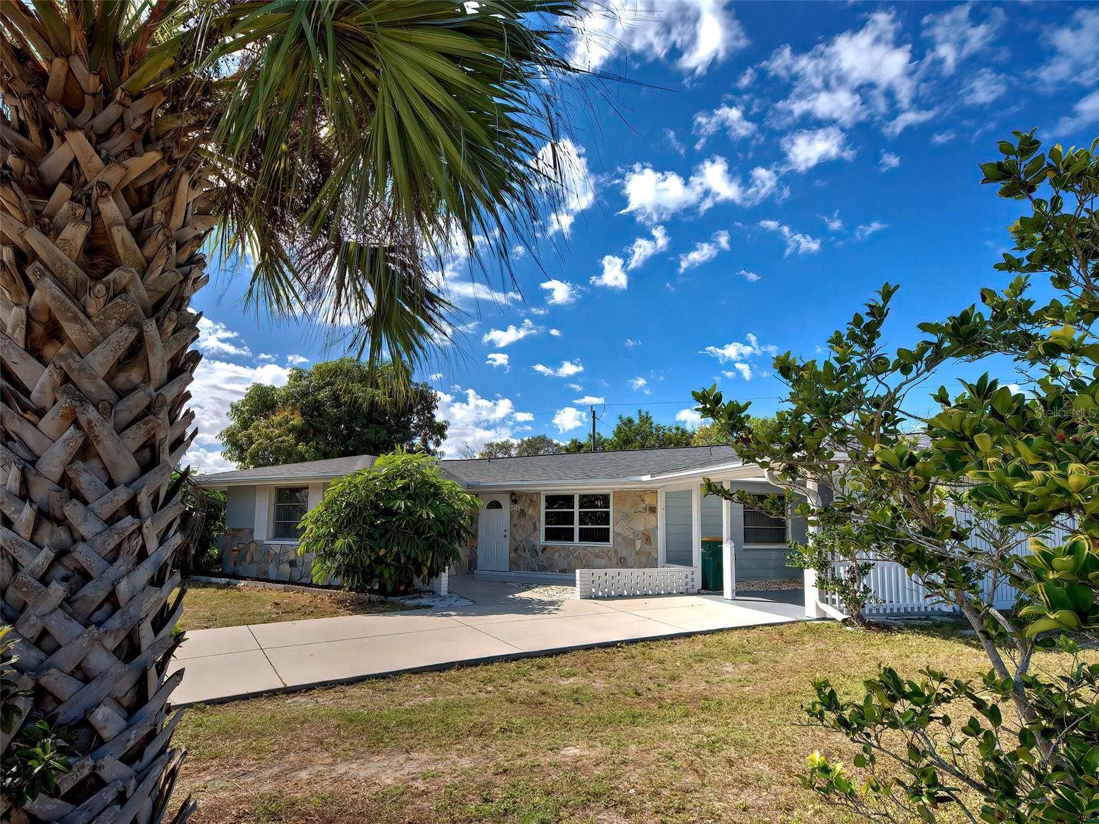 Image 3 of 55 For 3415 Harbor Boulevard