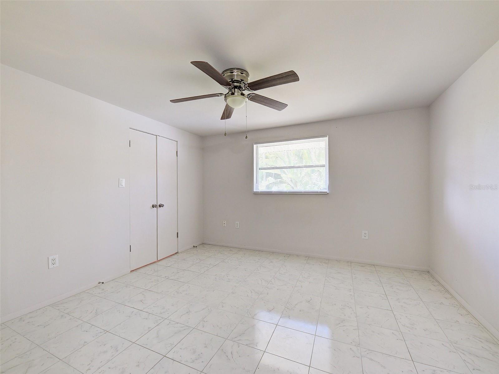 Image 41 of 55 For 3415 Harbor Boulevard