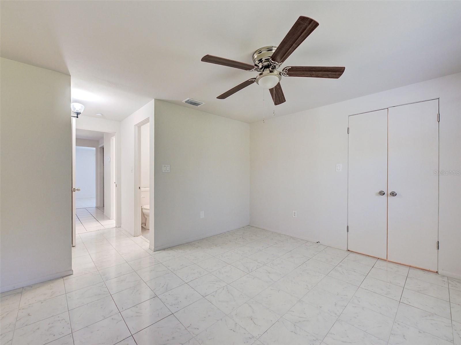 Image 42 of 55 For 3415 Harbor Boulevard