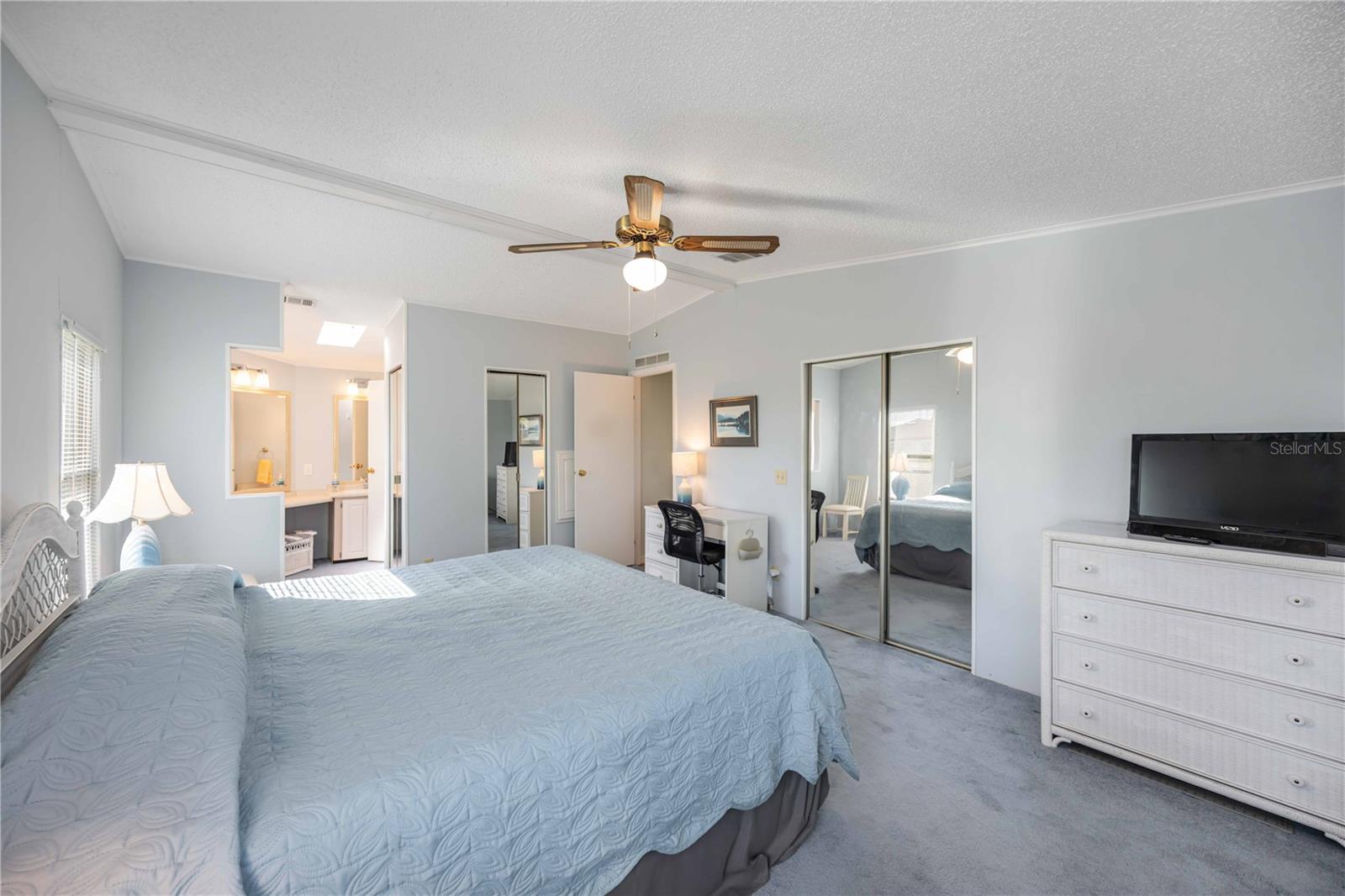 Image 12 of 39 For 15550 Burnt Store Road 22