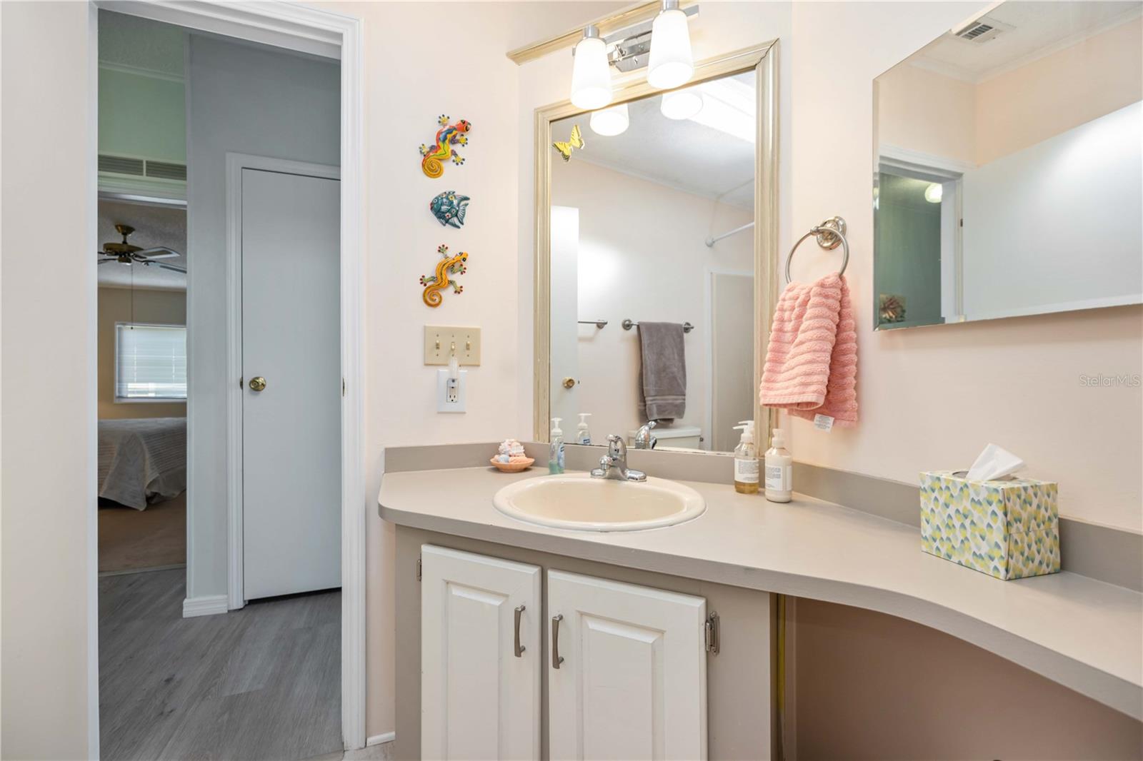 Image 16 of 39 For 15550 Burnt Store Road 22