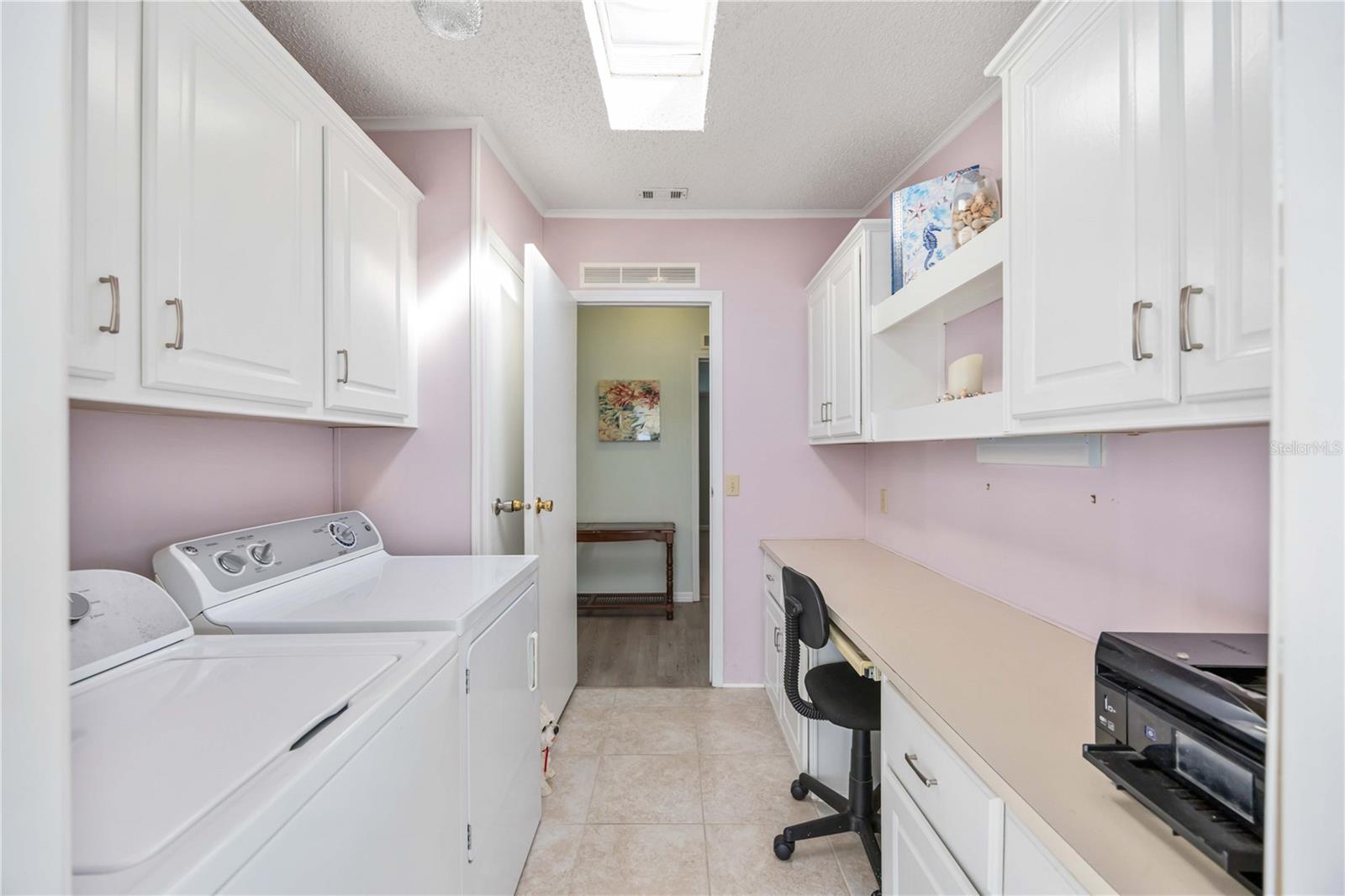 Image 19 of 39 For 15550 Burnt Store Road 22