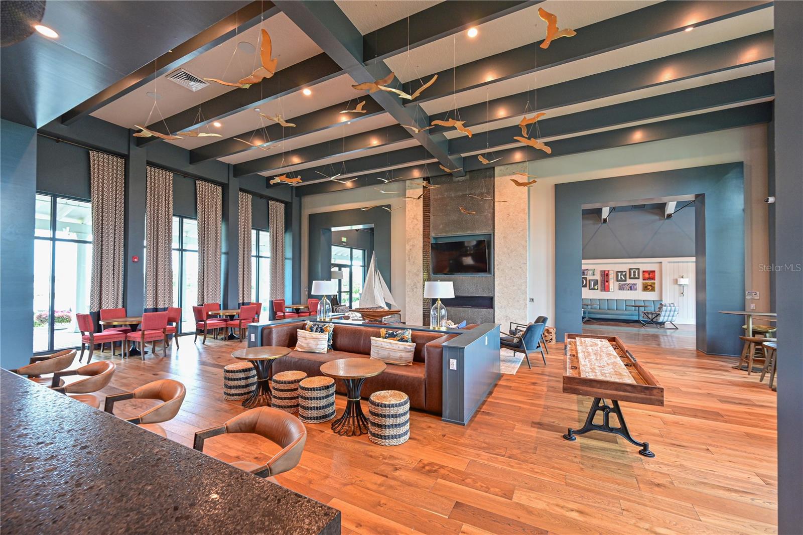 Image 32 of 50 For 8055 Slipway Drive