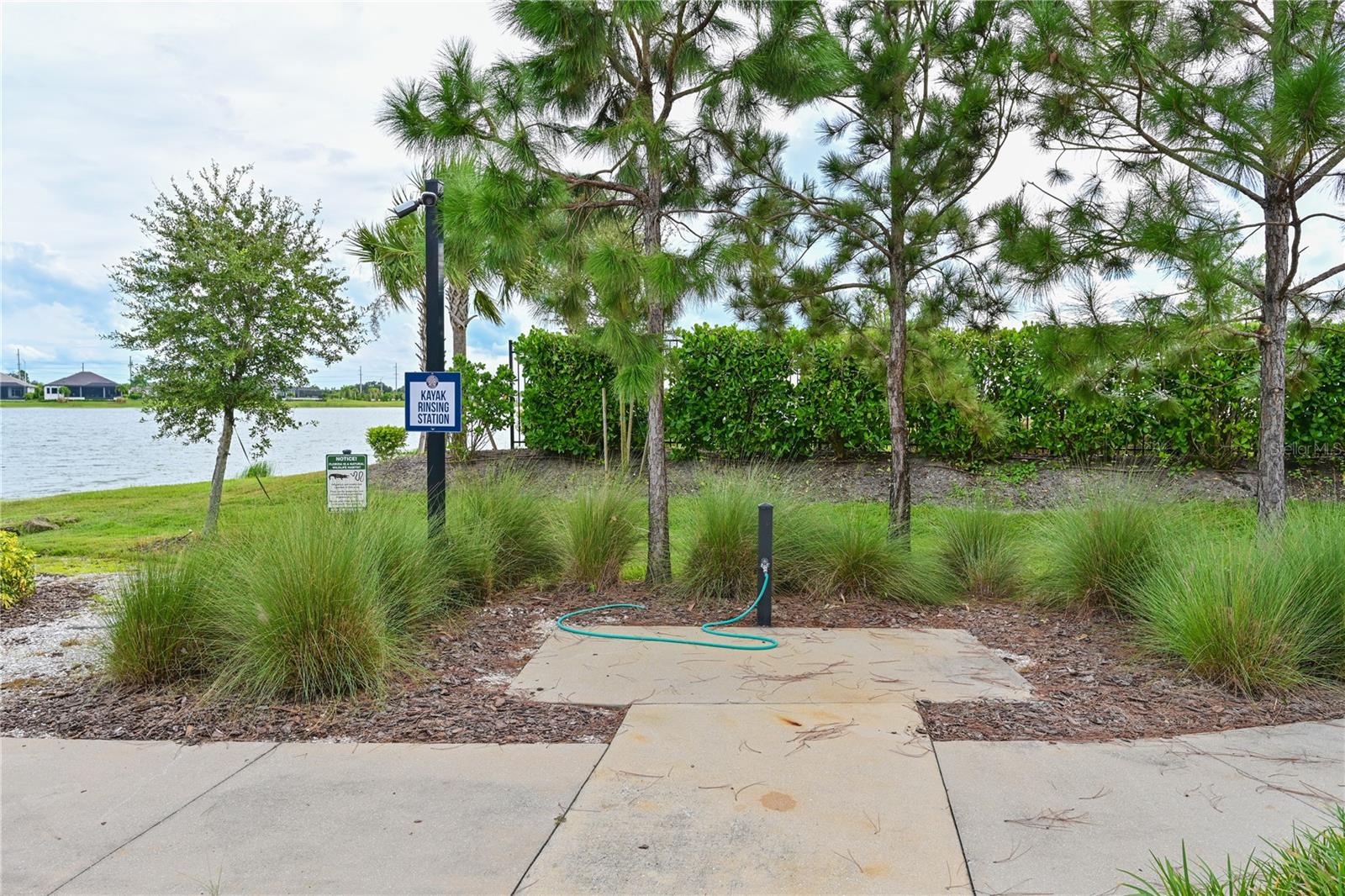 Image 40 of 50 For 8055 Slipway Drive