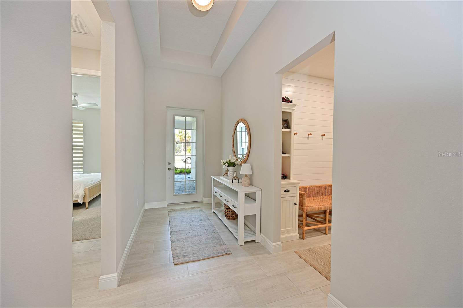 Image 5 of 50 For 8055 Slipway Drive