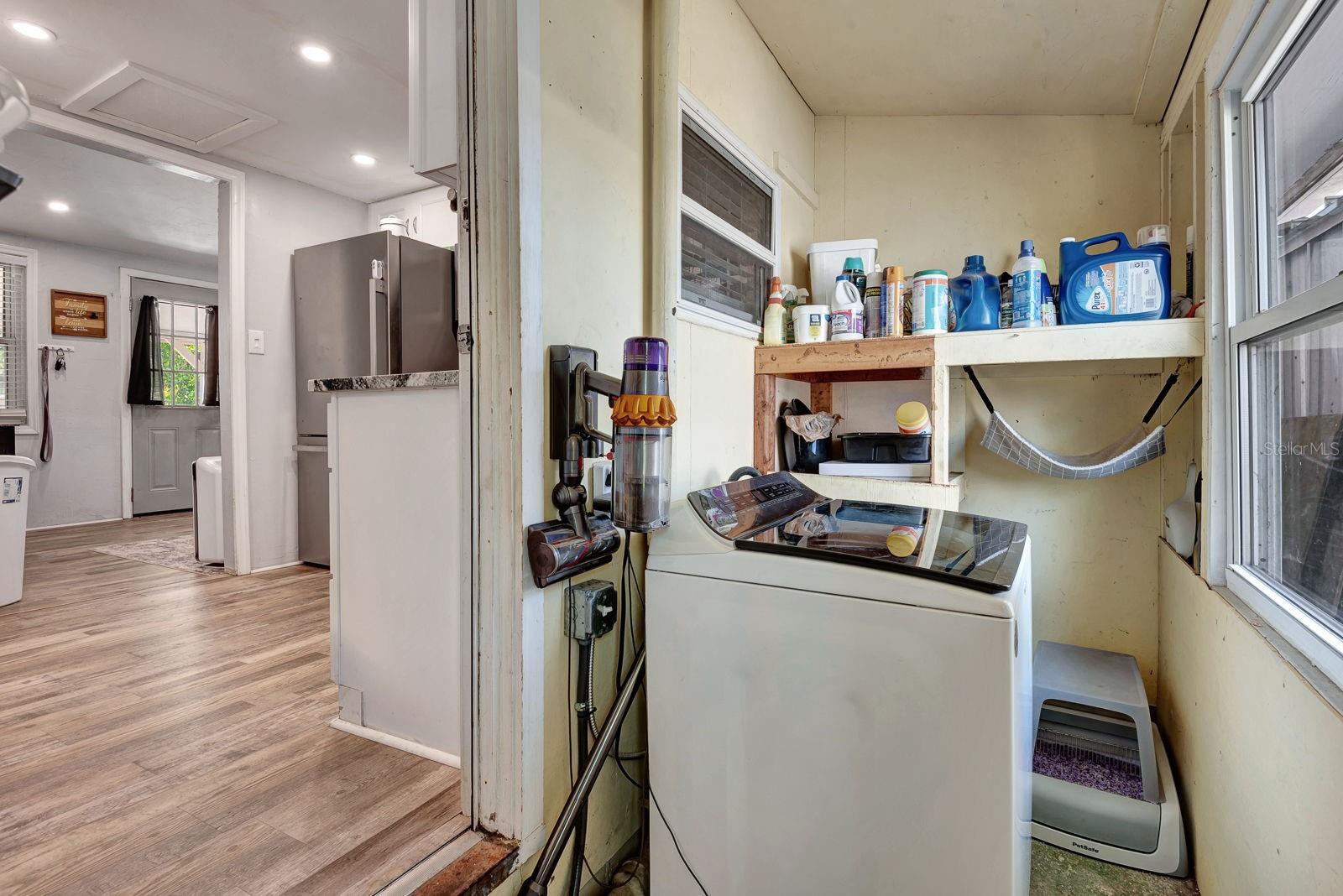 Image 15 of 34 For 997 28th Avenue Drive E