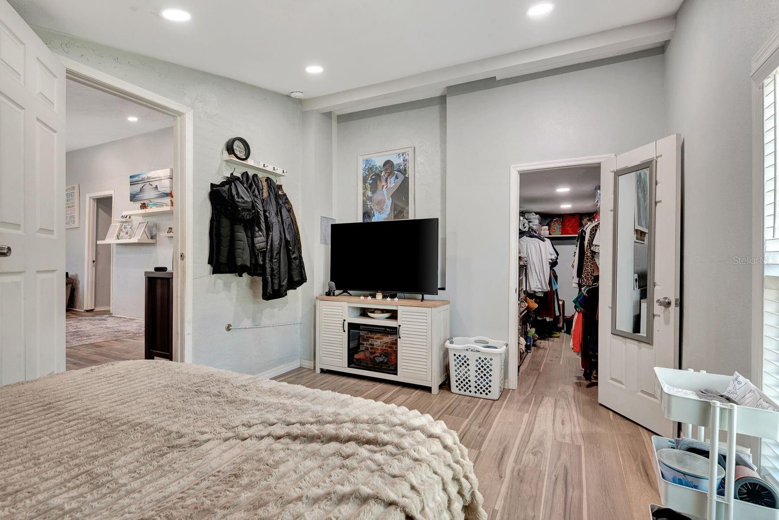 Image 19 of 34 For 997 28th Avenue Drive E