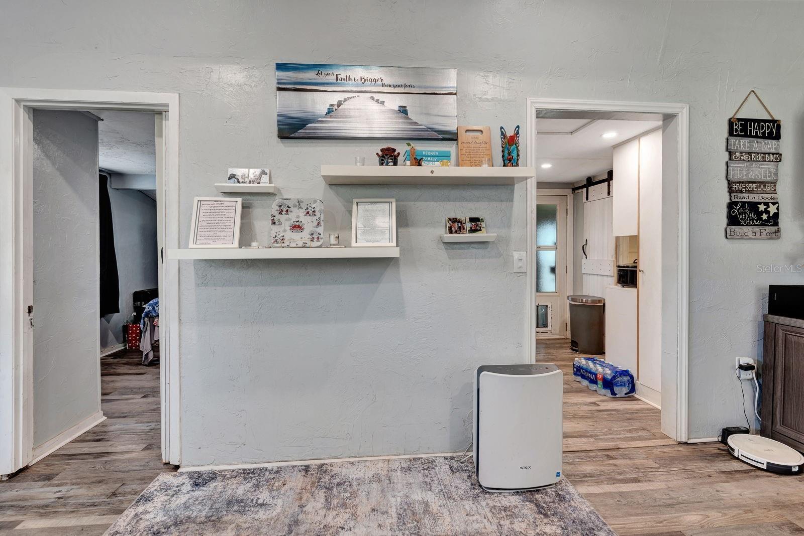 Image 4 of 34 For 997 28th Avenue Drive E