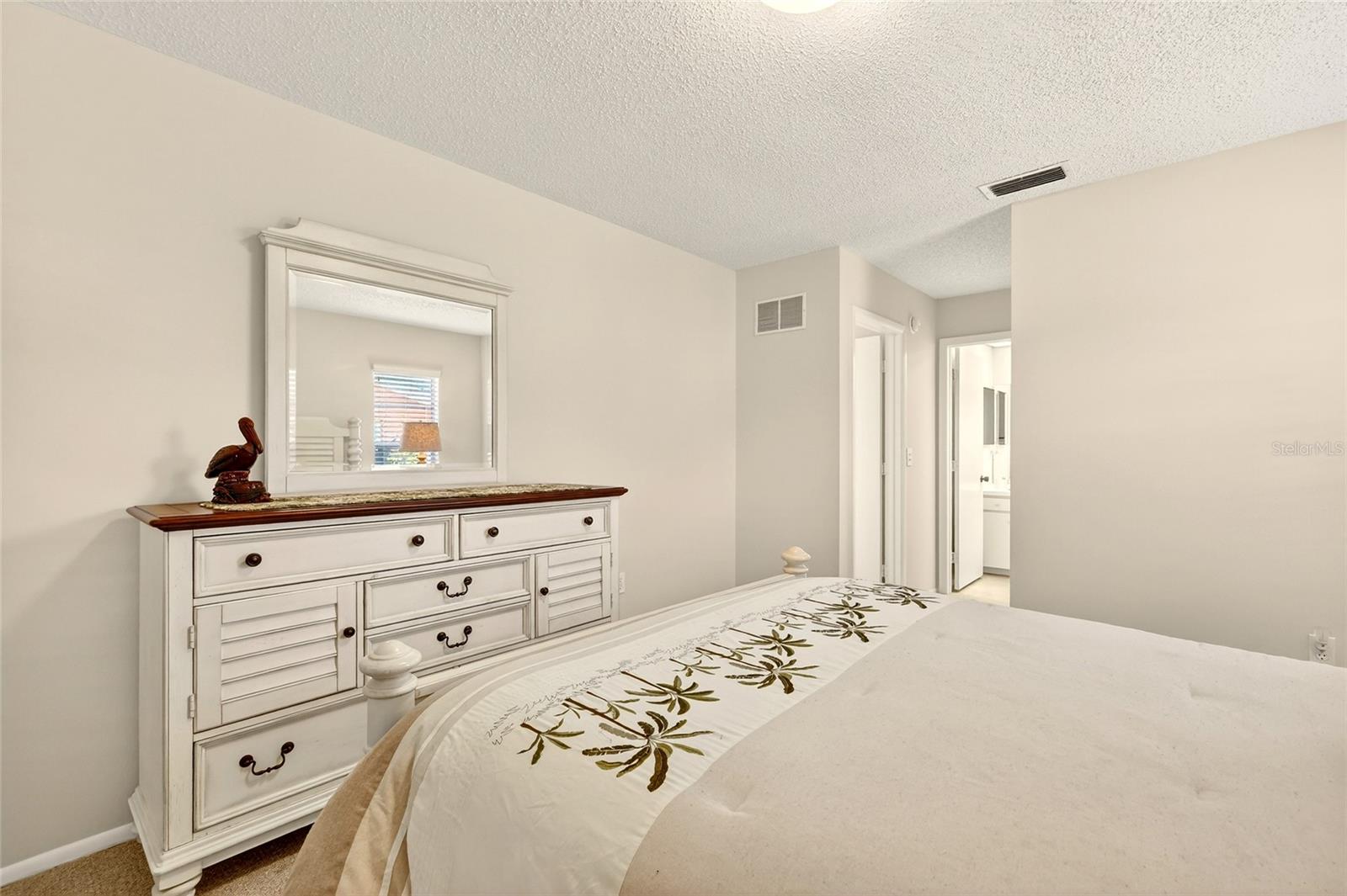 Image 16 of 21 For 6812 19th Avenue W