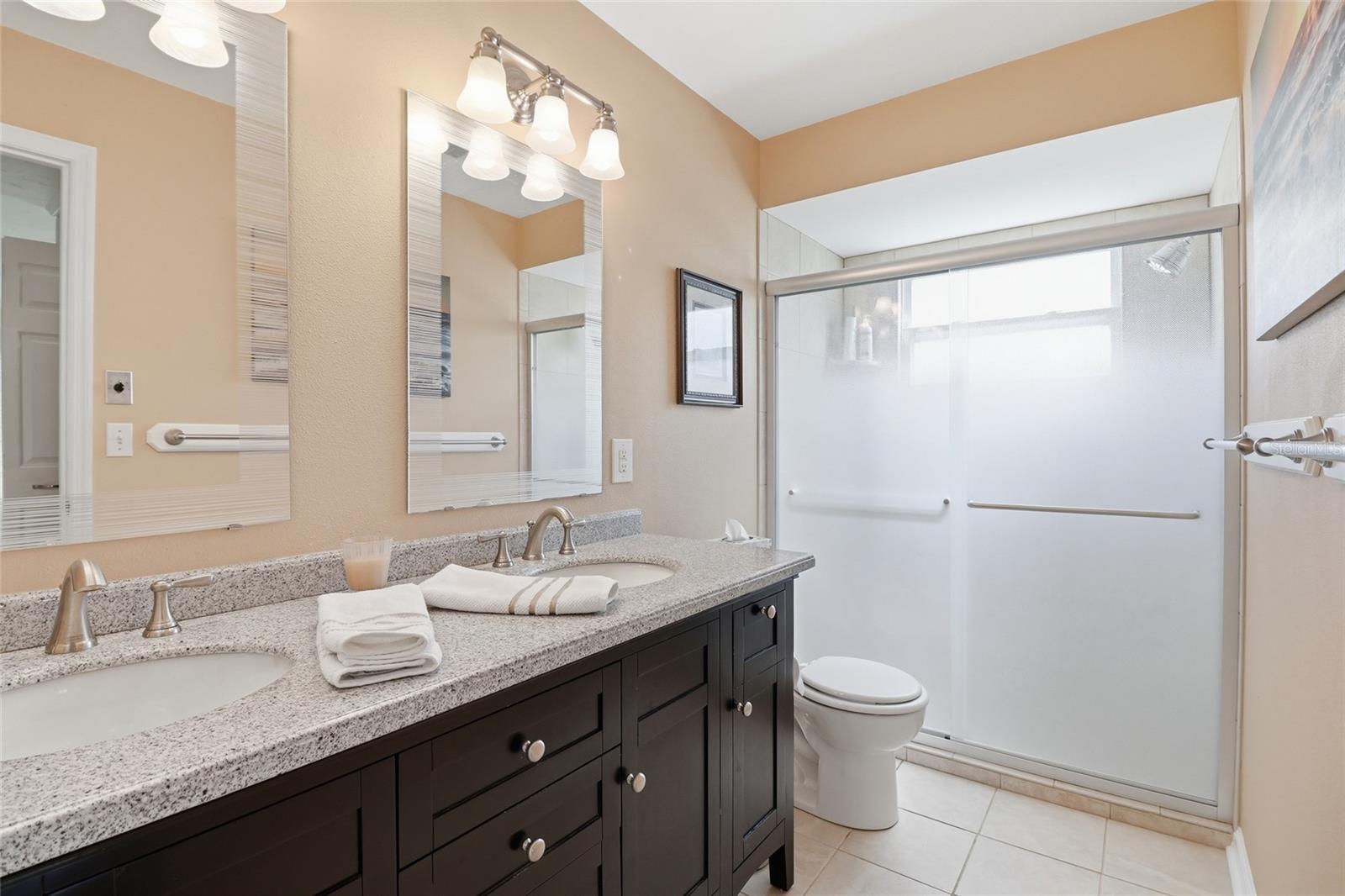 Image 24 of 31 For 3908 Oakhurst Boulevard 3185