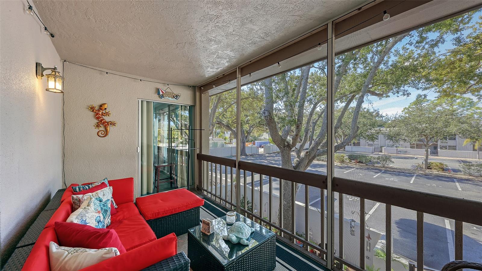 Image 13 of 42 For 3350 Osprey Avenue 204a