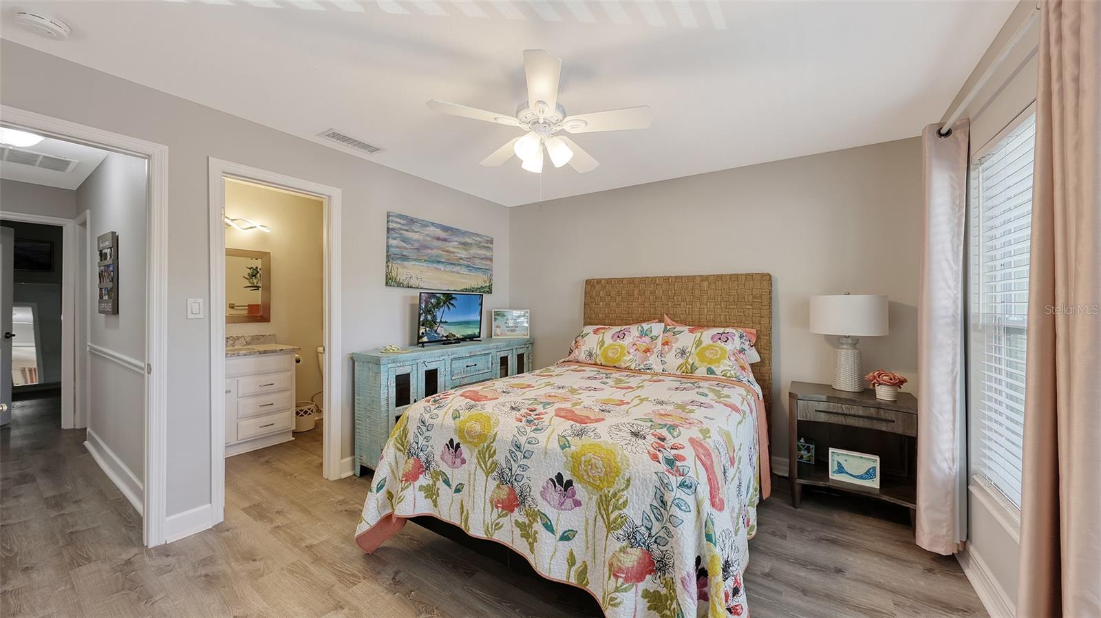 Image 23 of 42 For 3350 Osprey Avenue 204a