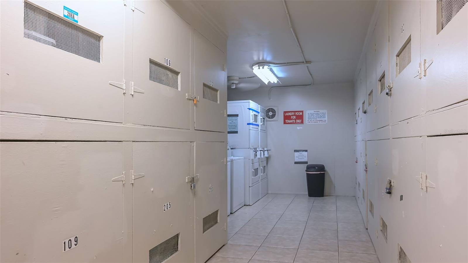 Image 27 of 42 For 3350 Osprey Avenue 204a