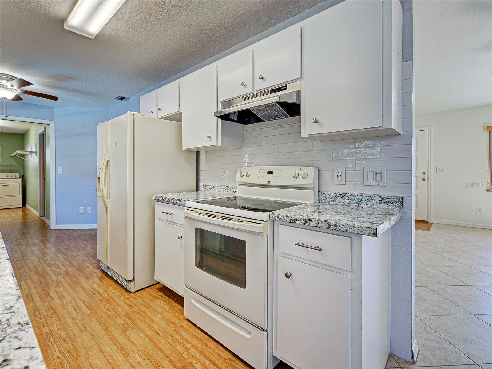 Image 10 of 49 For 8462 Norbert Avenue