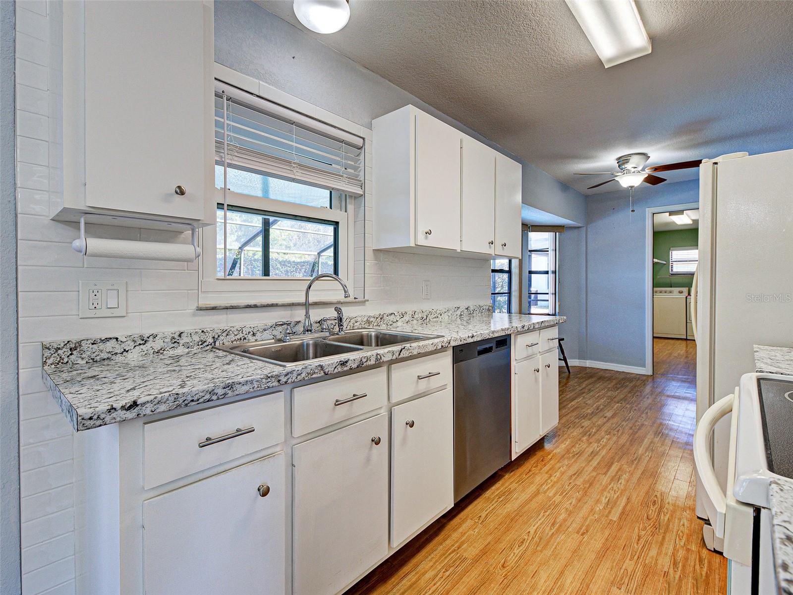 Image 13 of 49 For 8462 Norbert Avenue