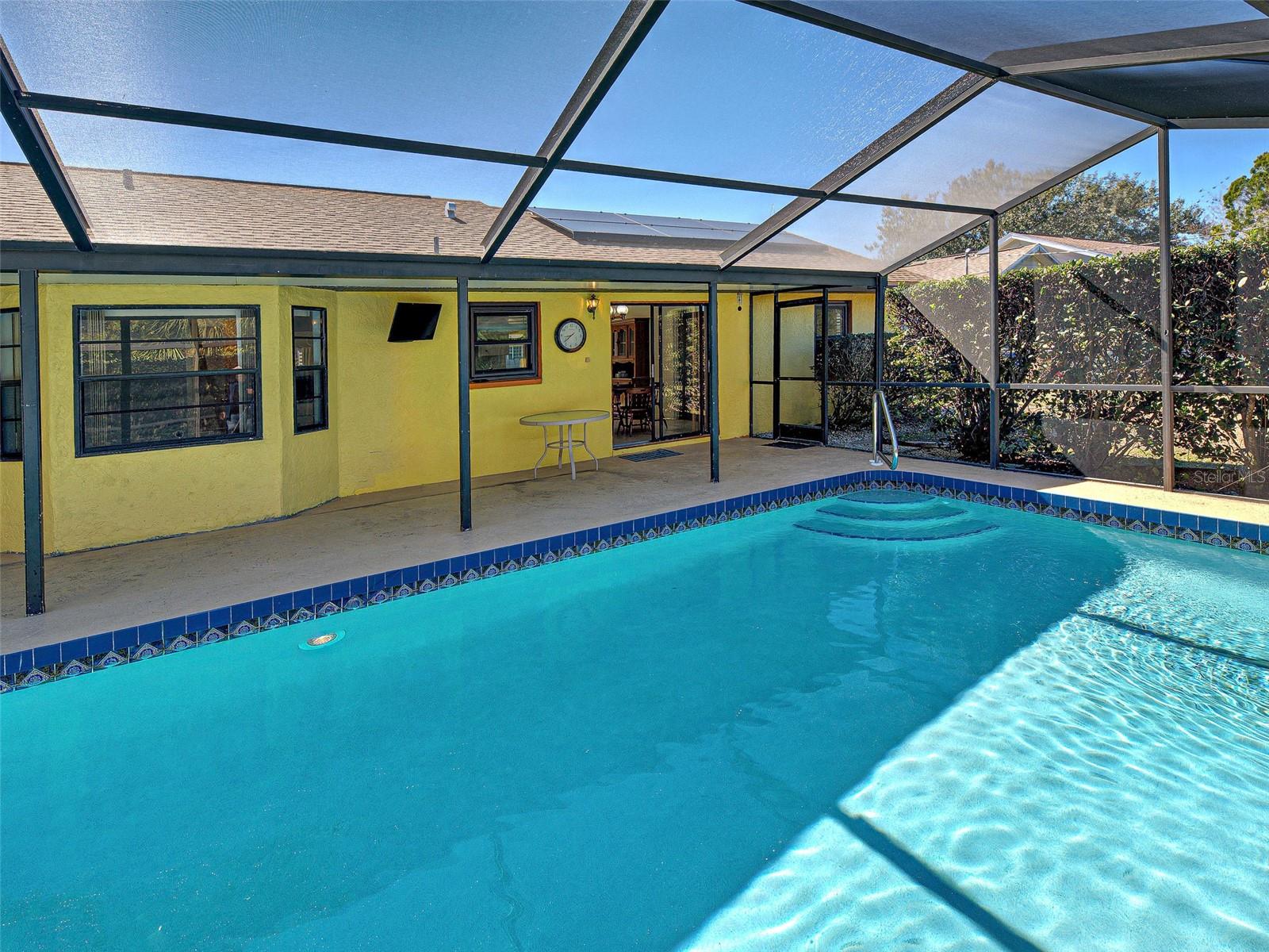 Image 33 of 49 For 8462 Norbert Avenue