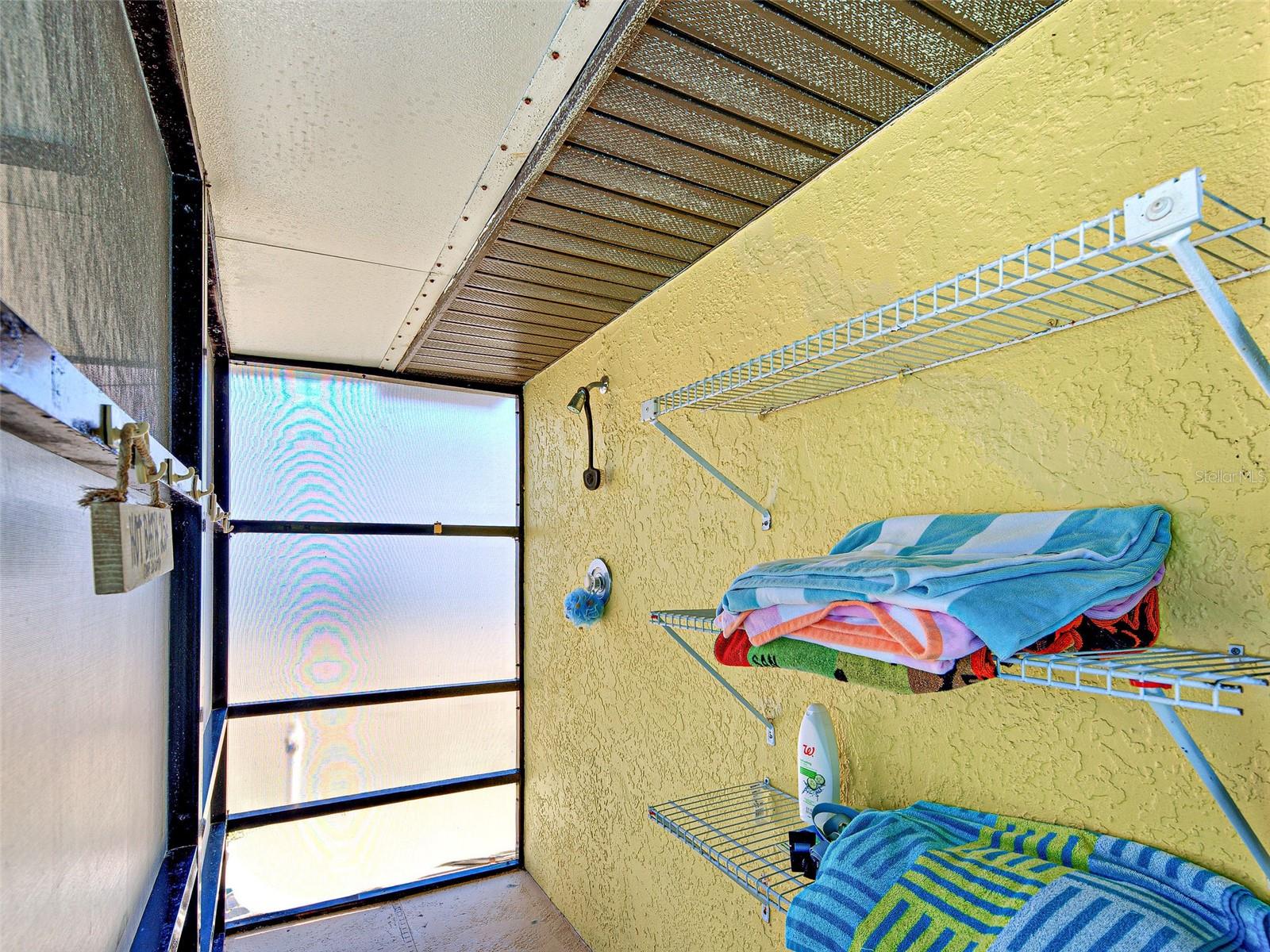 Image 35 of 49 For 8462 Norbert Avenue