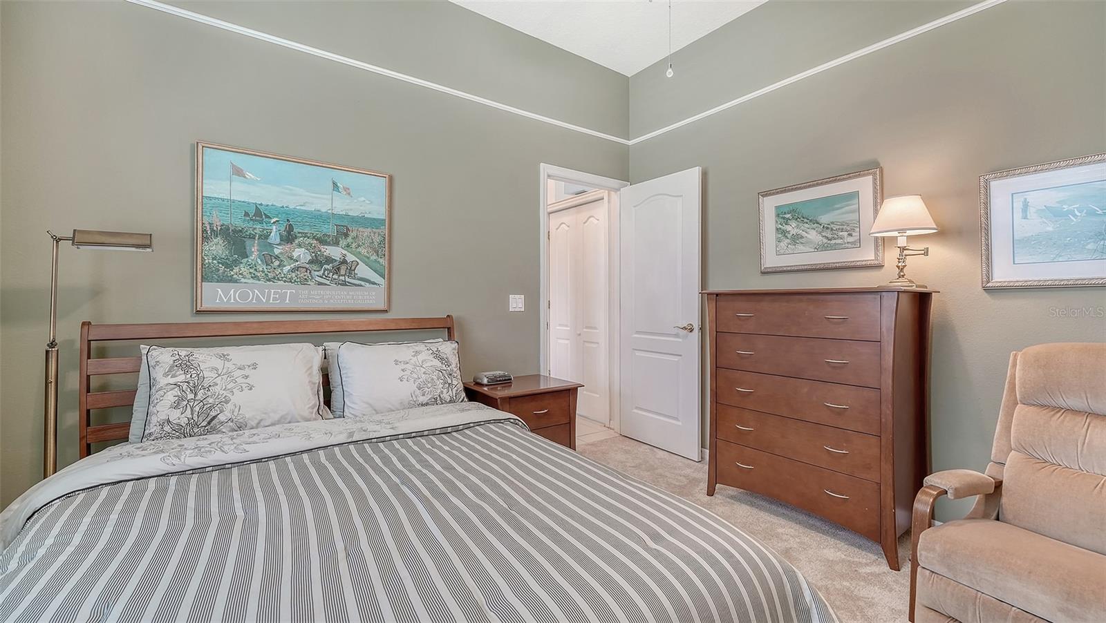 Image 32 of 62 For 5270 Far Oak Circle