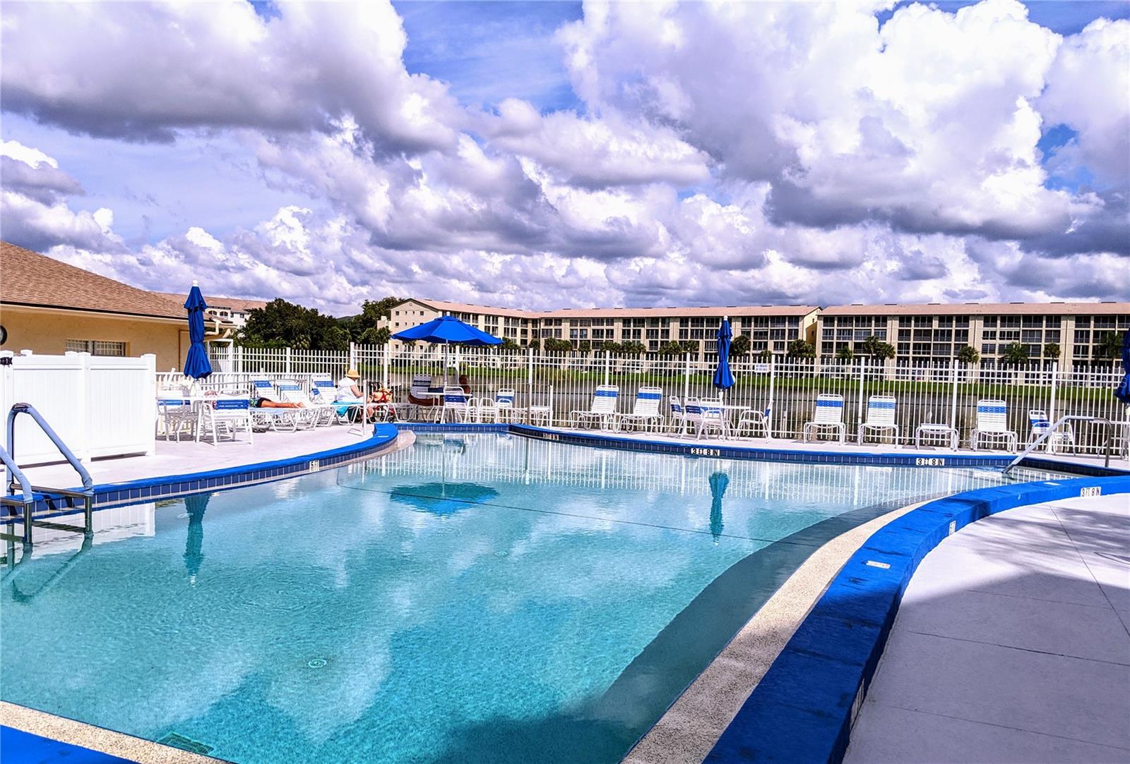 Image 31 of 34 For 3562 Lake Bayshore Drive Unit K-202