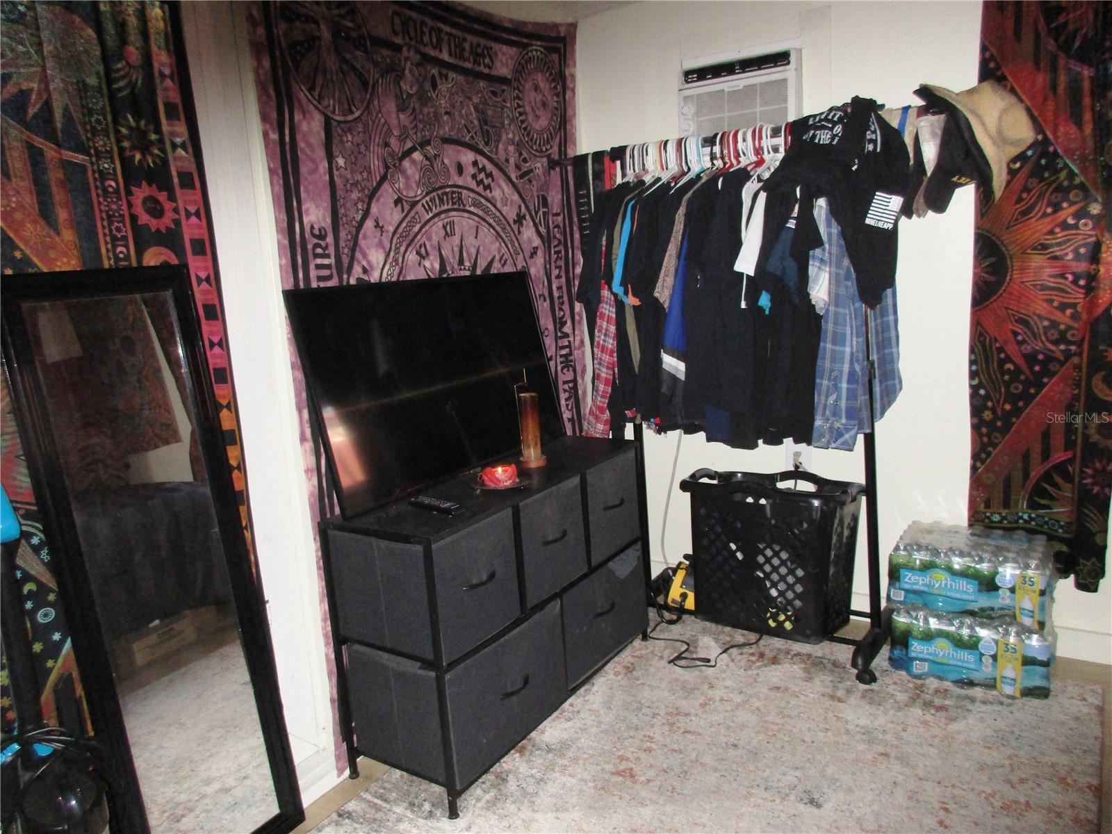 Listing photo id 14 for 618 Avenida De Mayo