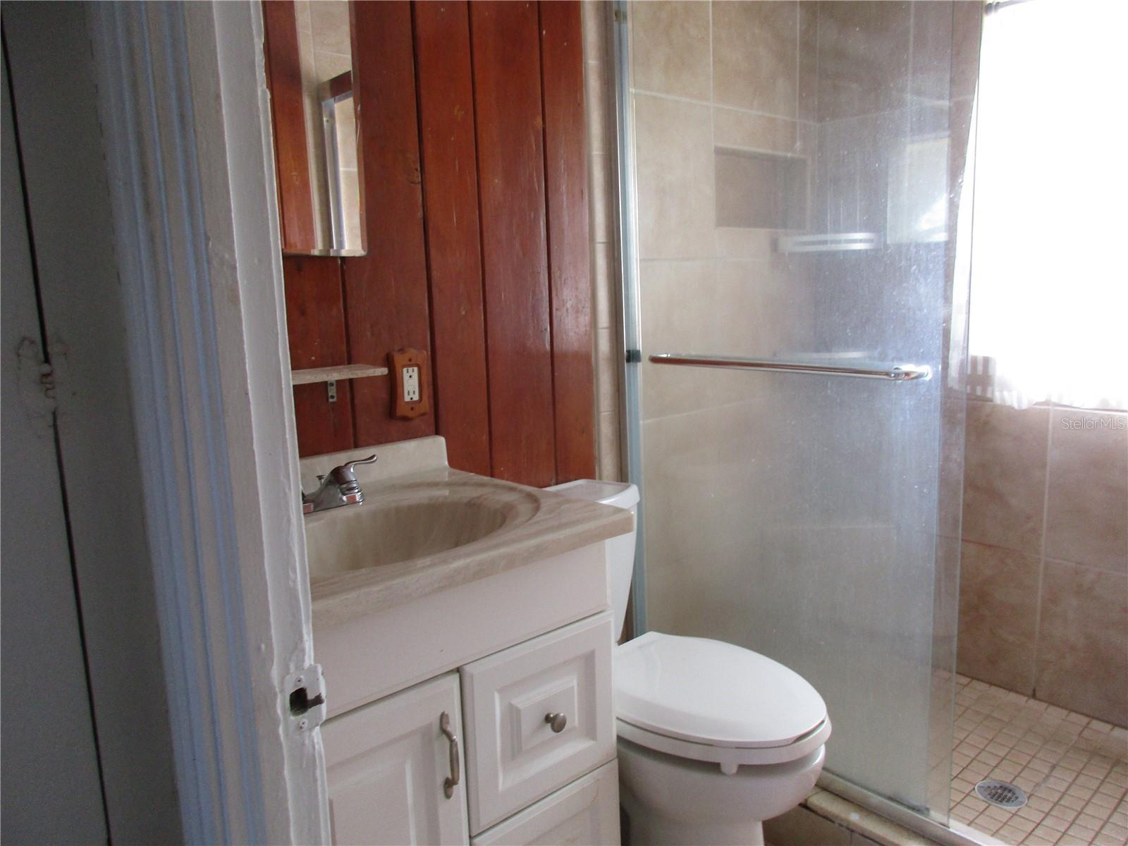 Listing photo id 29 for 618 Avenida De Mayo