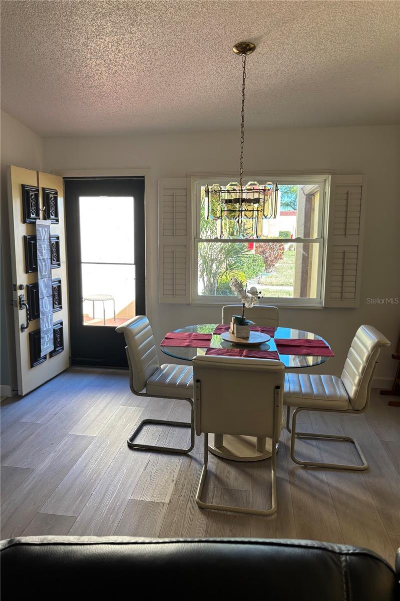 Image 12 of 27 For 5712 12 Avenue W 5712