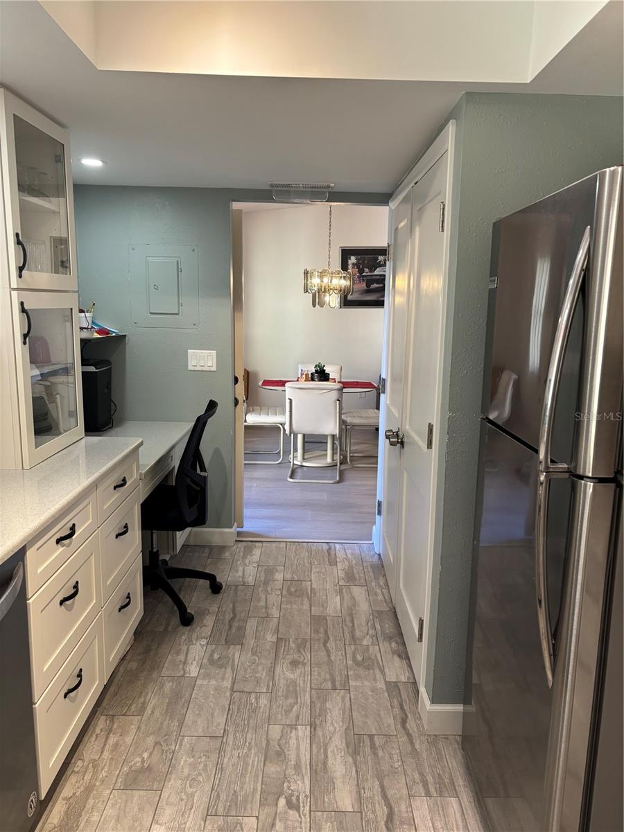 Image 8 of 27 For 5712 12 Avenue W 5712