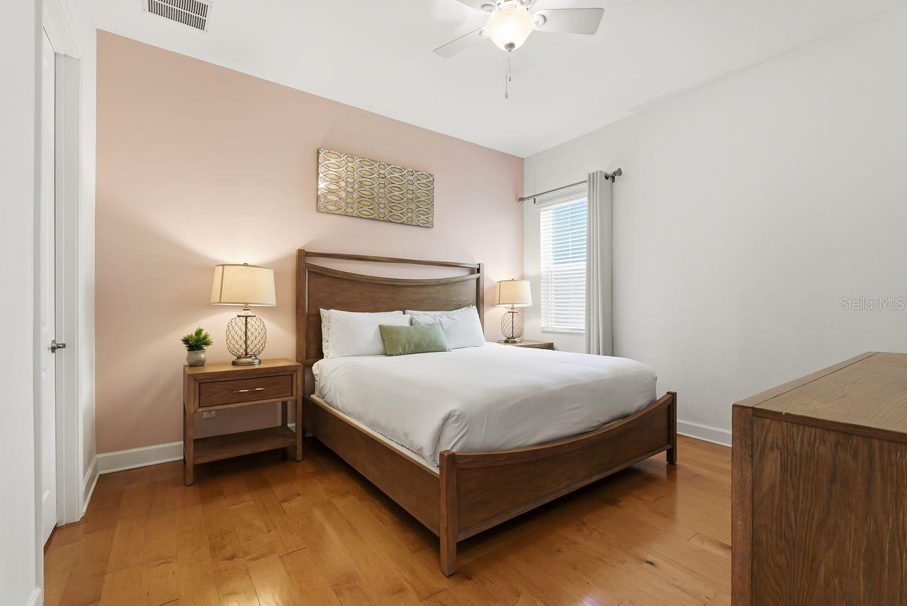 Image 15 of 40 For 1437 Fairview Circle