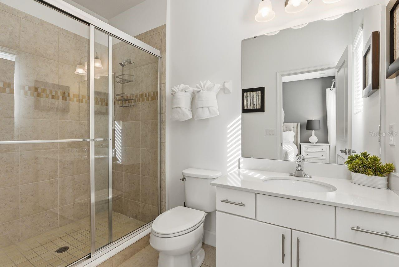 Image 33 of 40 For 1437 Fairview Circle