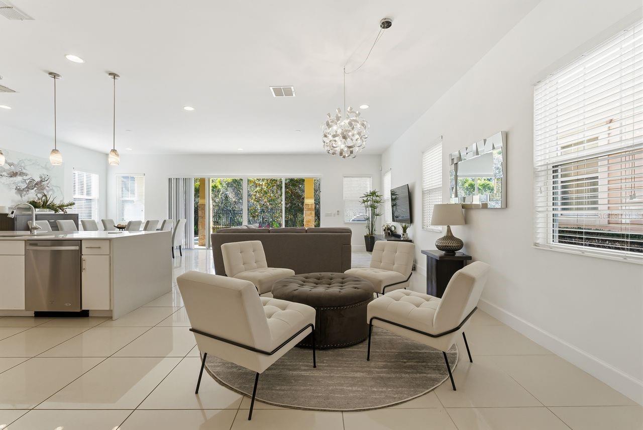 Image 7 of 40 For 1437 Fairview Circle