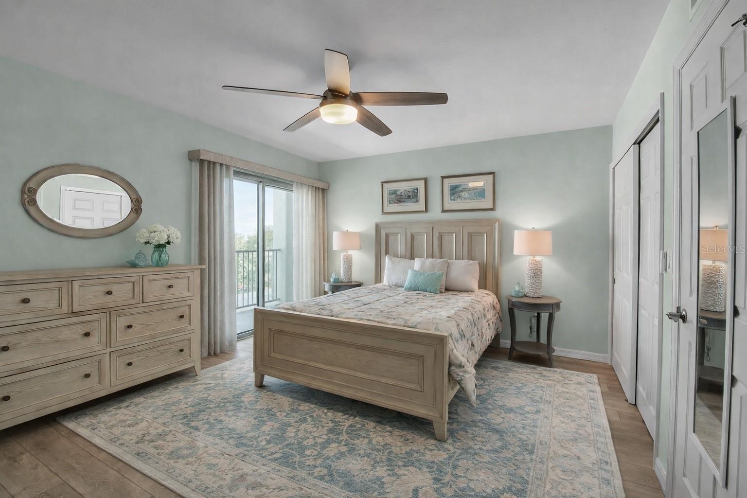 Image 18 of 45 For 1555 Tarpon Center Drive 214