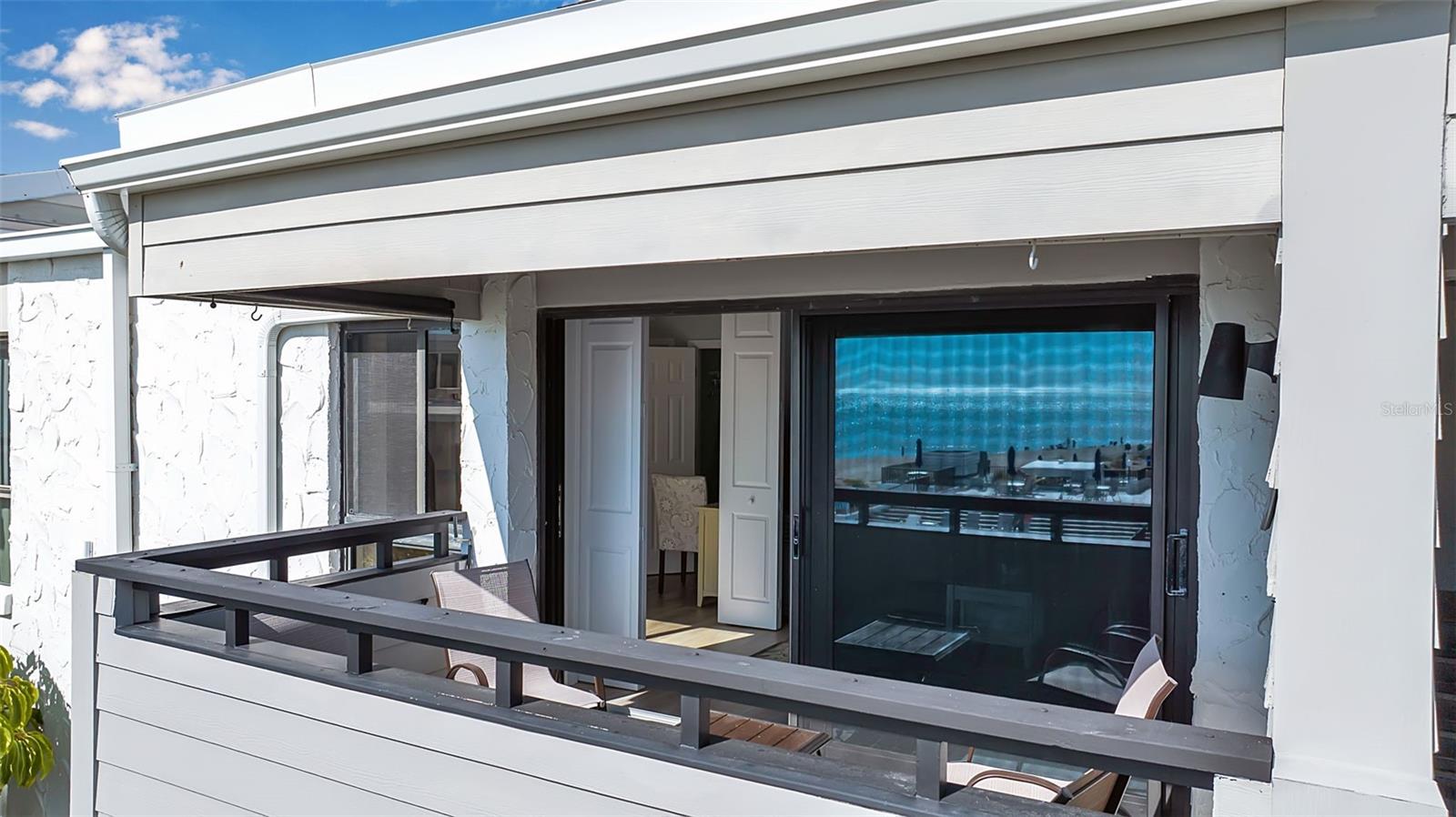 Image 30 of 45 For 1555 Tarpon Center Drive 214