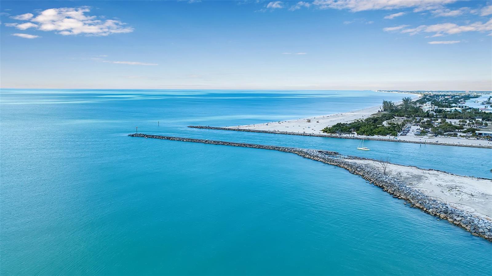 Image 38 of 45 For 1555 Tarpon Center Drive 214