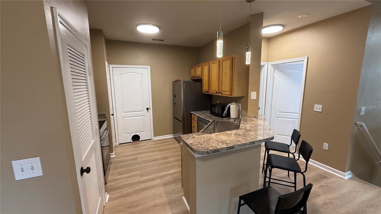 Image 13 of 42 For 10414 Villa View Circle