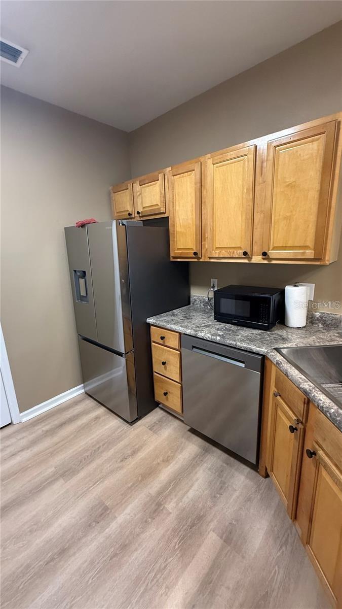 Image 15 of 42 For 10414 Villa View Circle