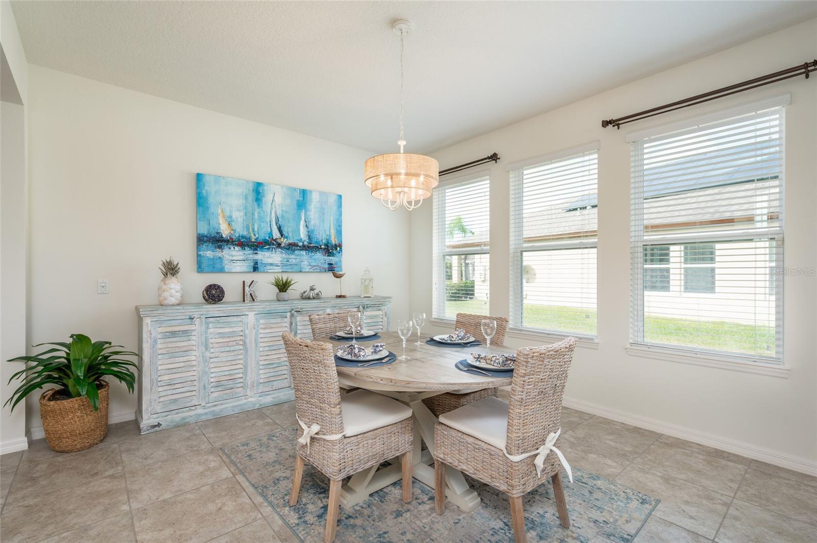 Image 14 of 49 For 3769 Island Green Way