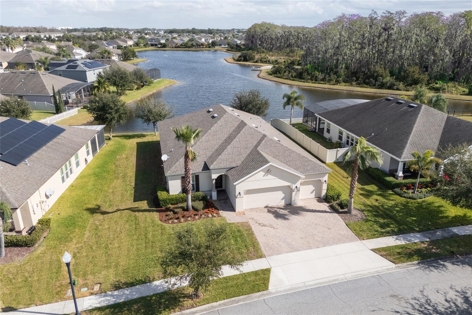 Image 2 of 49 For 3769 Island Green Way