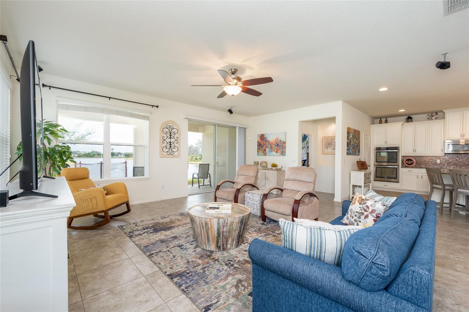 Image 24 of 49 For 3769 Island Green Way