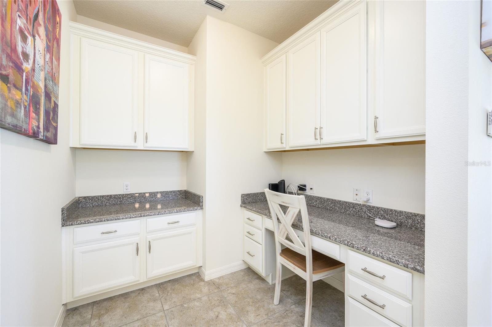 Image 26 of 49 For 3769 Island Green Way