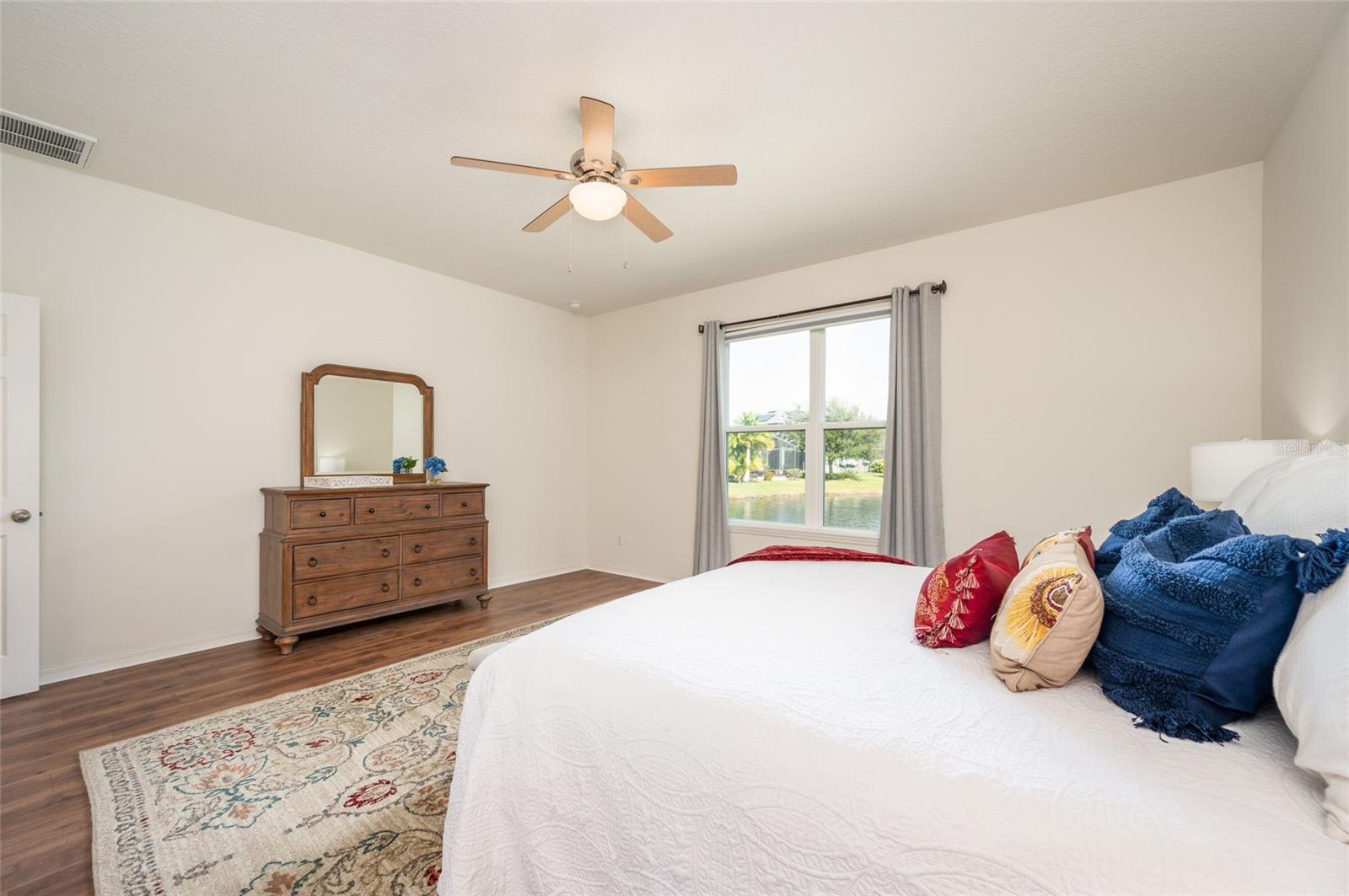 Image 35 of 49 For 3769 Island Green Way