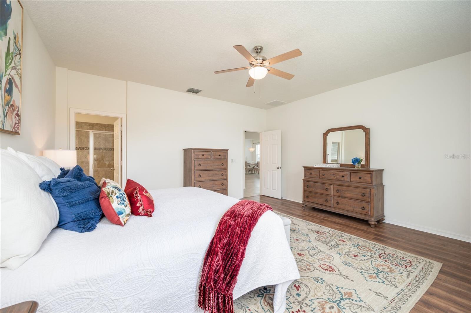 Image 36 of 49 For 3769 Island Green Way