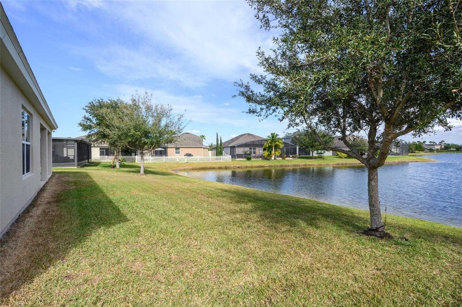 Image 7 of 49 For 3769 Island Green Way