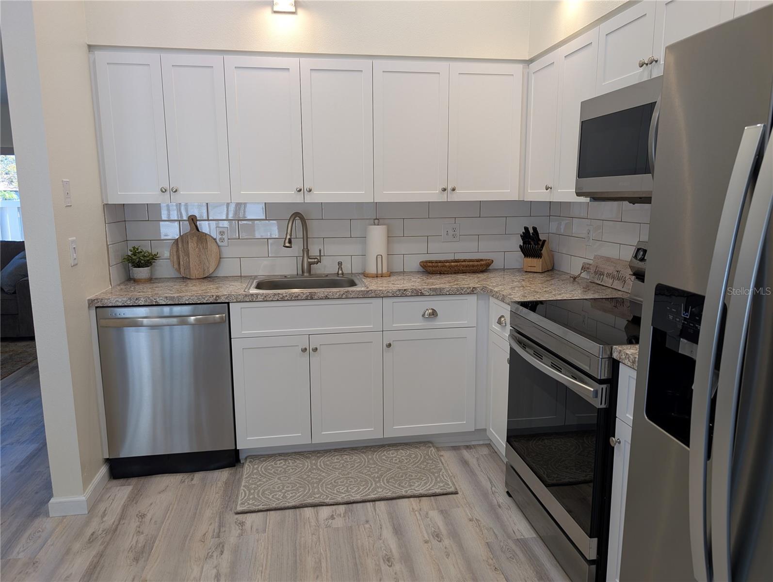 Image 3 of 18 For 3216 42nd Street W