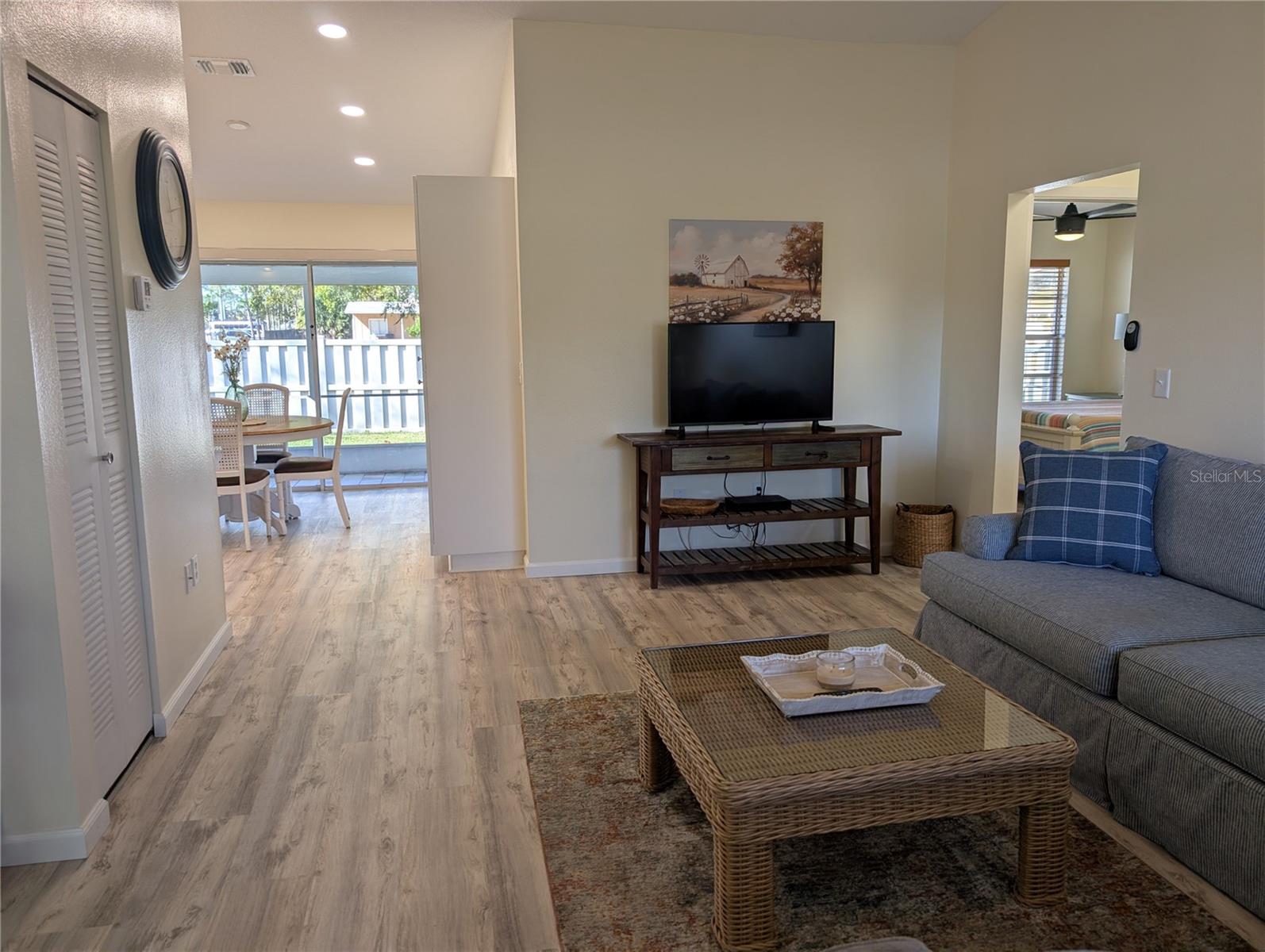 Image 8 of 18 For 3216 42nd Street W