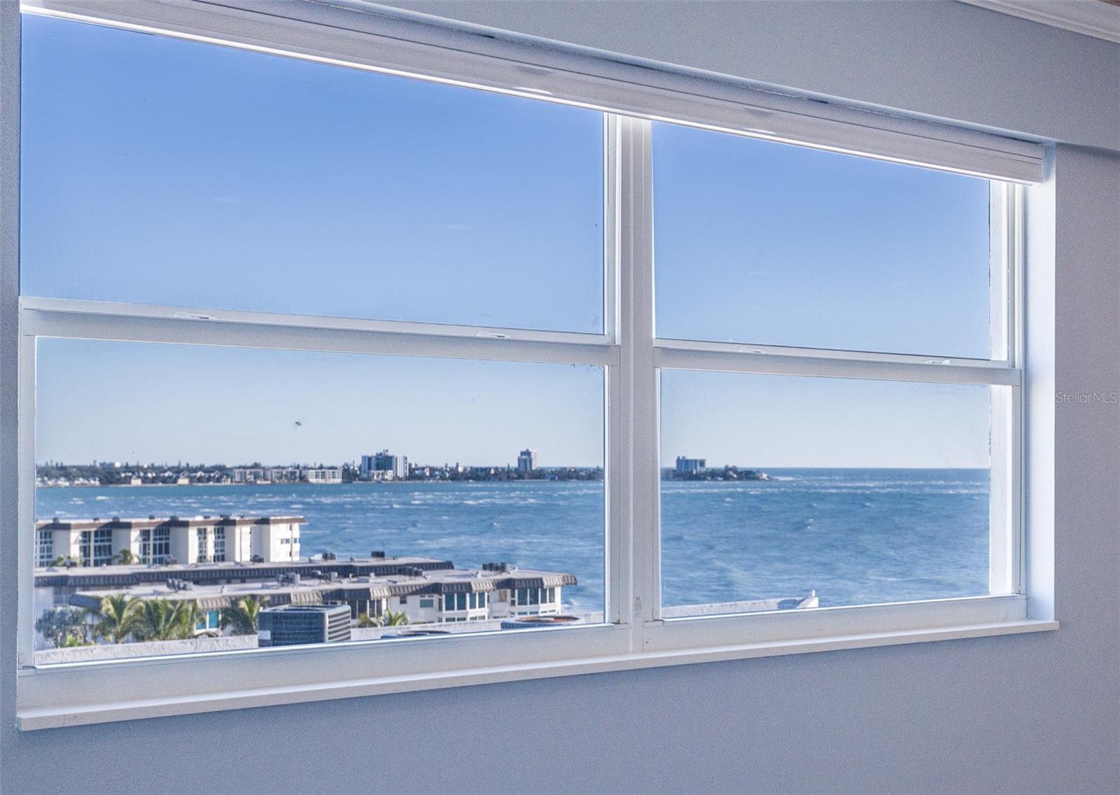 Listing photo id 10 for 1750 Benjamin Franklin Drive 10g