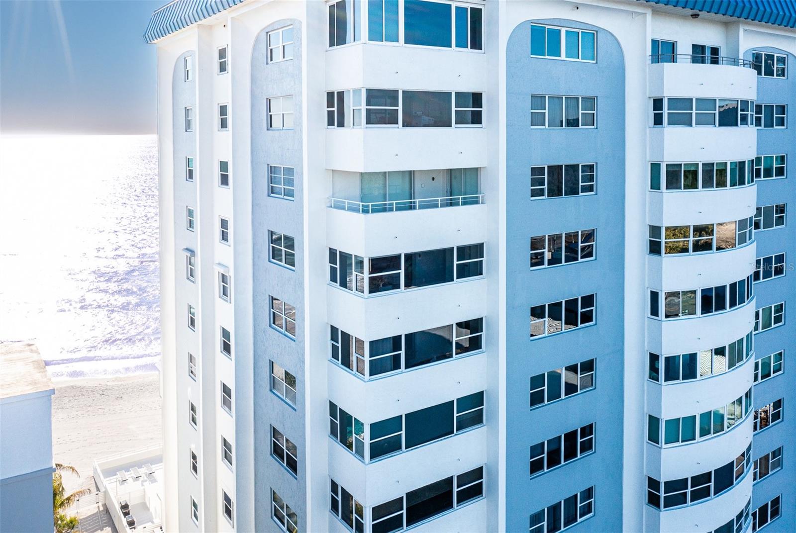 Listing photo id 25 for 1750 Benjamin Franklin Drive 10g